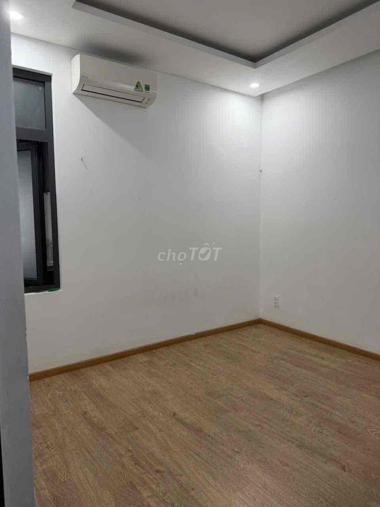Дом, 3 спальни · 100 м² 3