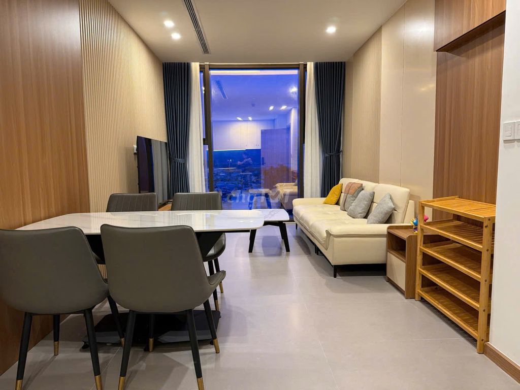 Квартира, 2 спальни · 60 м²