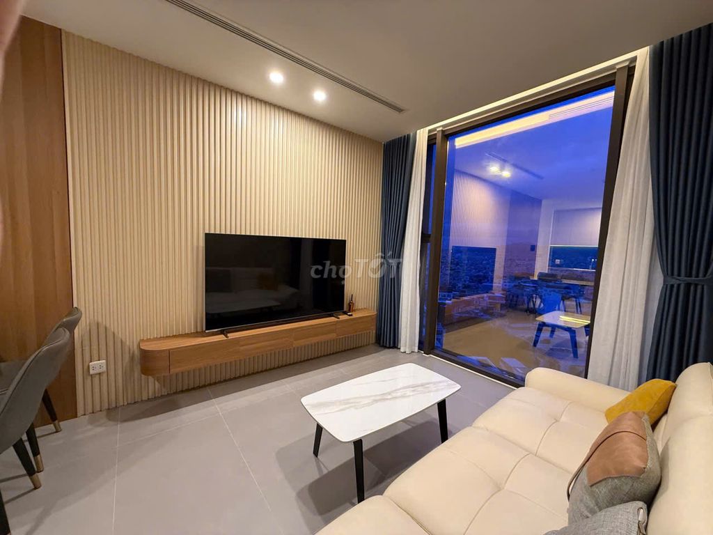 Квартира, 2 спальни · 60 м² 2