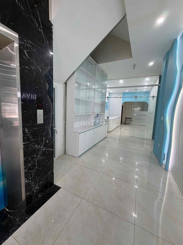 Дом, 8 спален · 90 м² 4