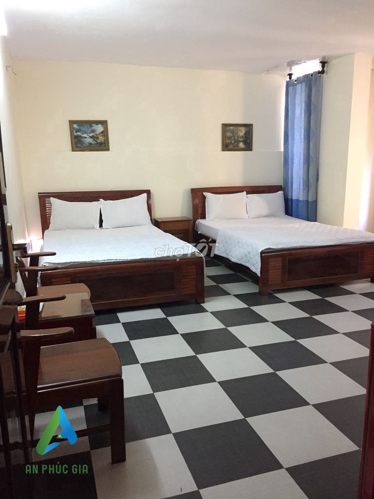 Дом, 11 спален · 100 м² 3