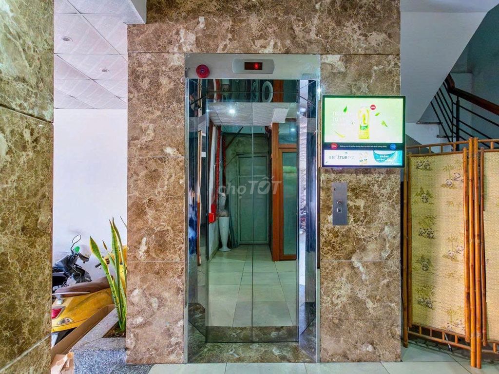 Дом, 11 спален · 250 м² 2