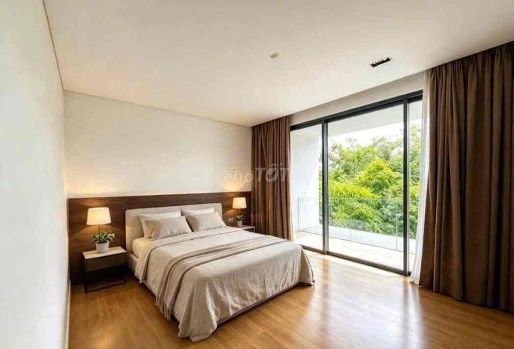 Дом, 4 спальни · 650 м² 8