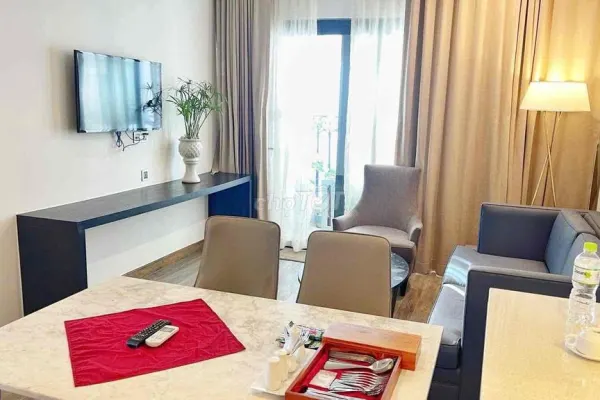 Квартира, 2 спальни · 80 м² 3