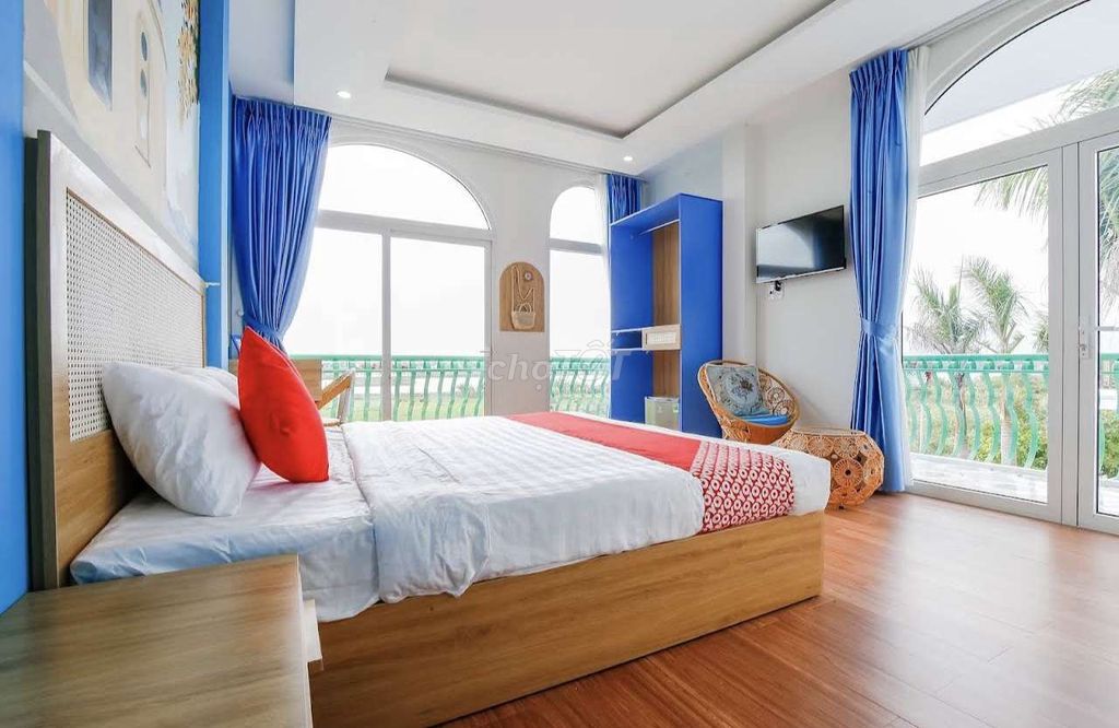 Дом, 11 спален · 300 м² 6
