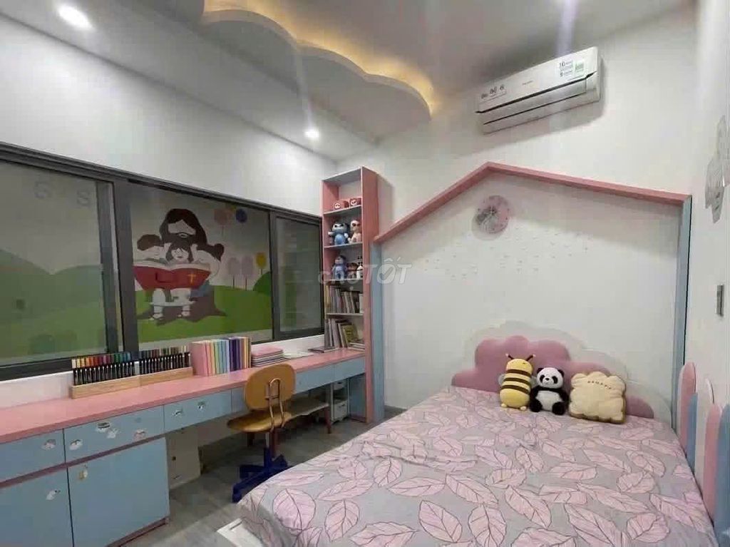 Дом, 5 спален · 49 м² 6