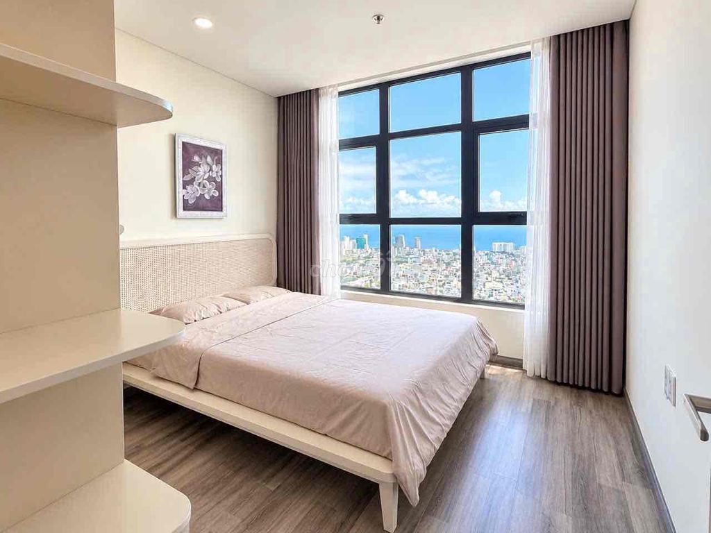 Квартира, 3 спальни · 100 м² 5
