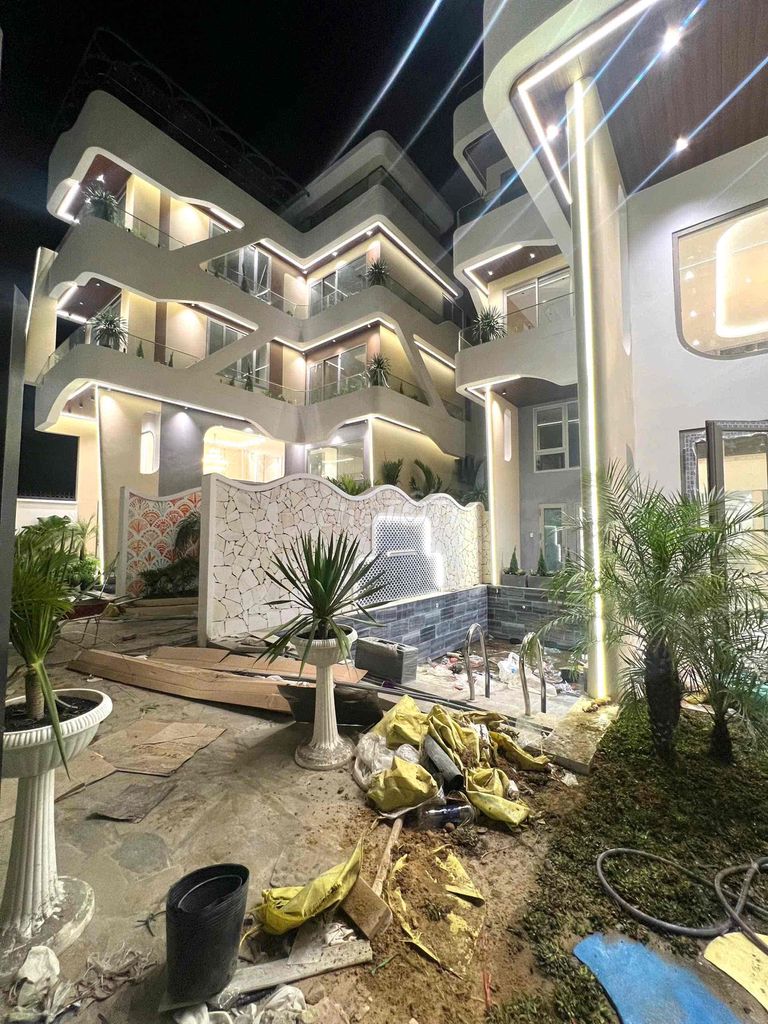 Дом, 11 спален · 600 м² 2