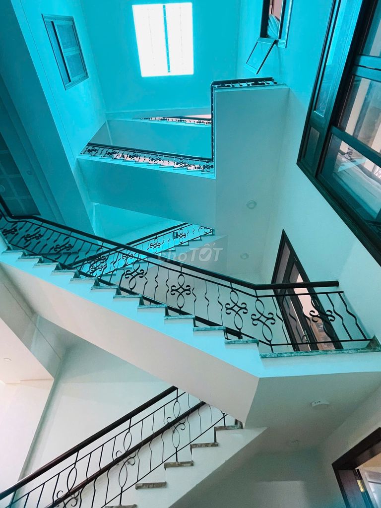 Квартира, 1 спальня · 38 м² 6