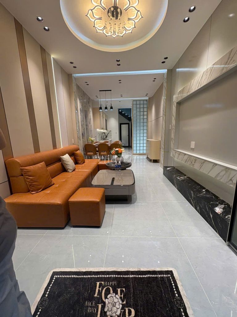 Дом, 5 спален · 150 м² 2