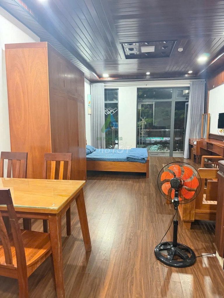 Дом, 8 спален · 100 м² 4