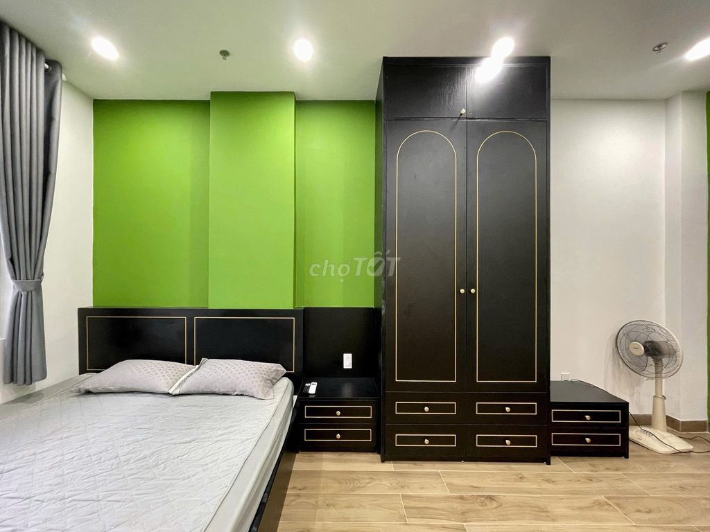 Квартира, 4 спальни · 30 м² 3