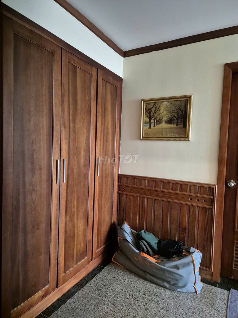 Квартира, 2 спальни · 101 м²