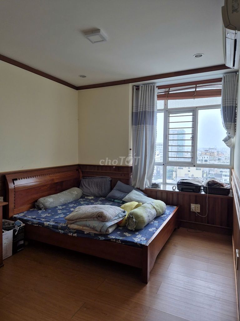 Квартира, 2 спальни · 101 м² 4