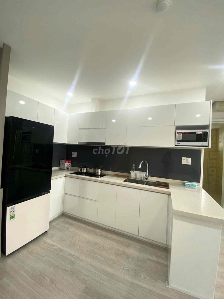 Квартира, 2 спальни · 68 м² 2
