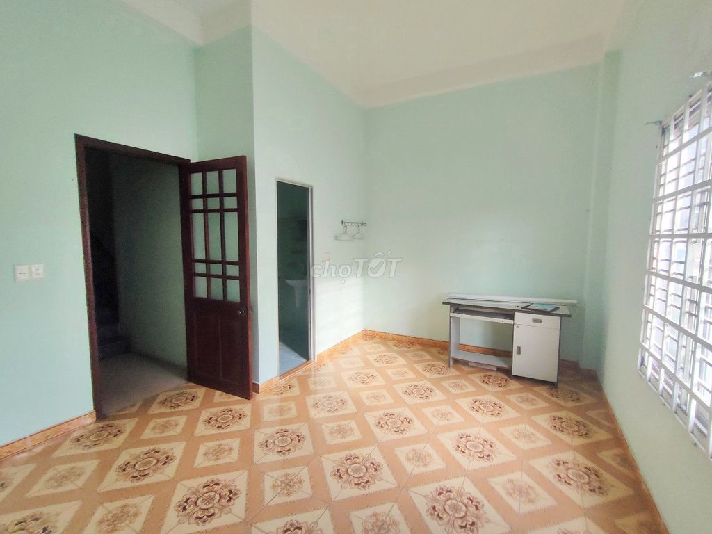 Дом, 4 спальни · 80 м² 6