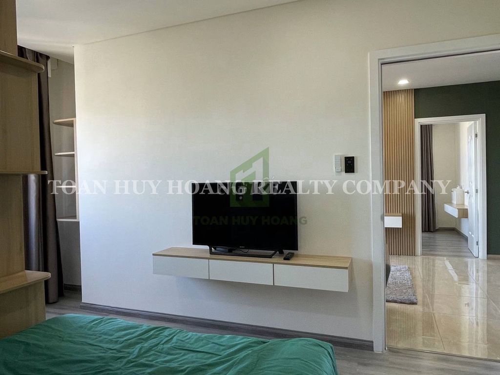 Квартира, 3 спальни · 105 м² 2
