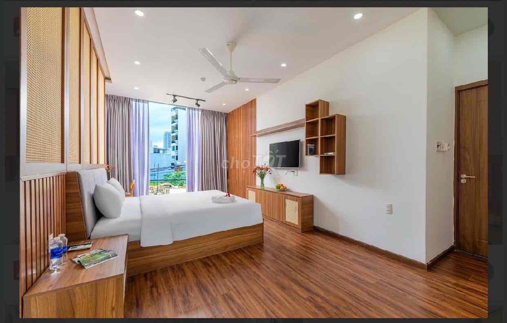 Дом, 6 спален · 300 м² 3