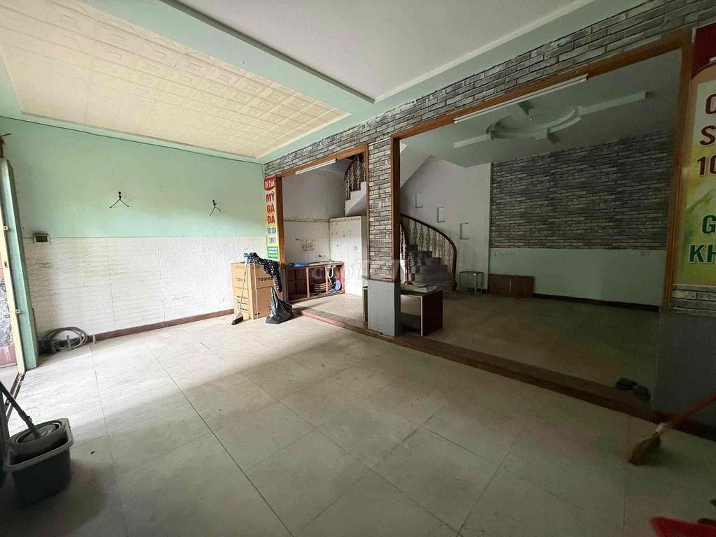 Дом, 3 спальни · 75 м² 3