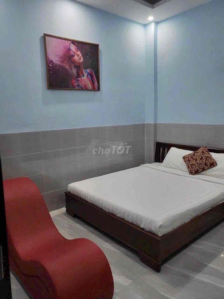 Дом, 11 спален · 100 м² 8