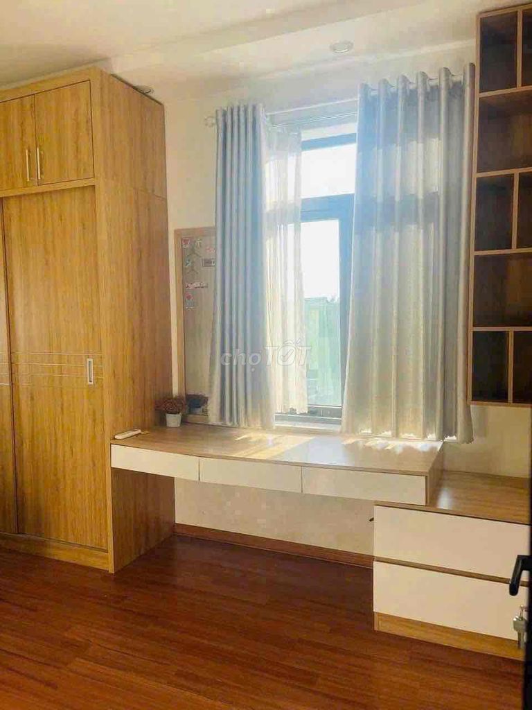 Дом, 4 спальни · 50 м² 4
