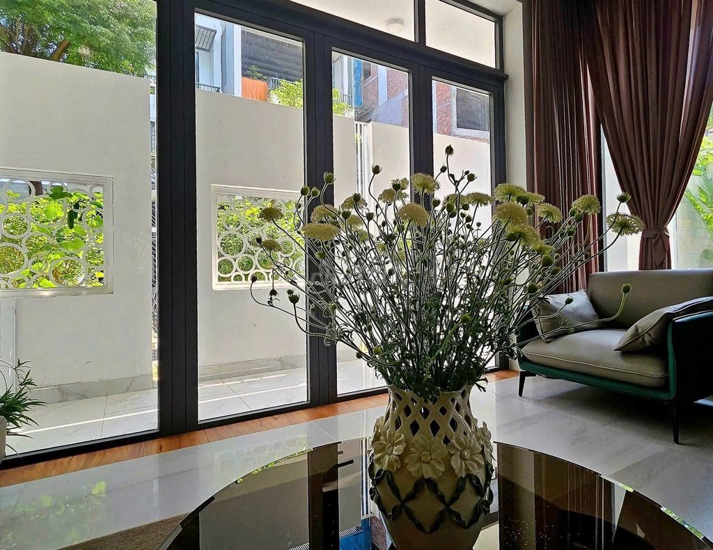 Дом, 4 спальни · 170 м² 2