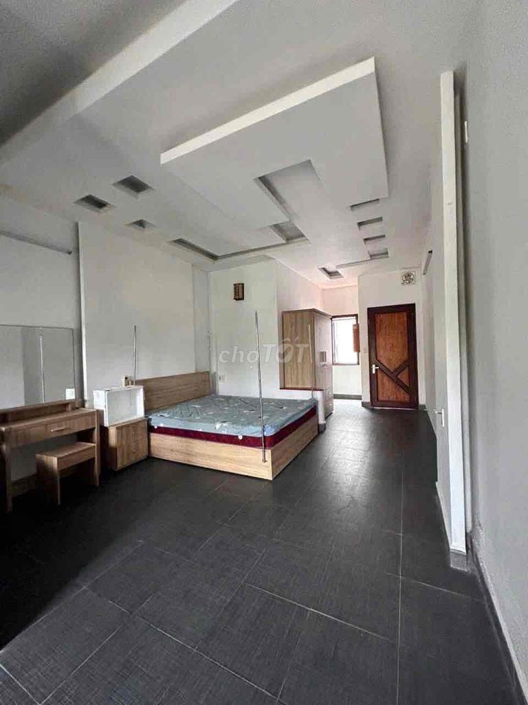 Дом, 3 спальни · 100 м² 2
