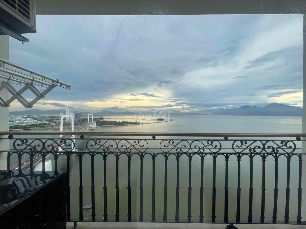 Квартира, 2 спальни · 80 м² 10