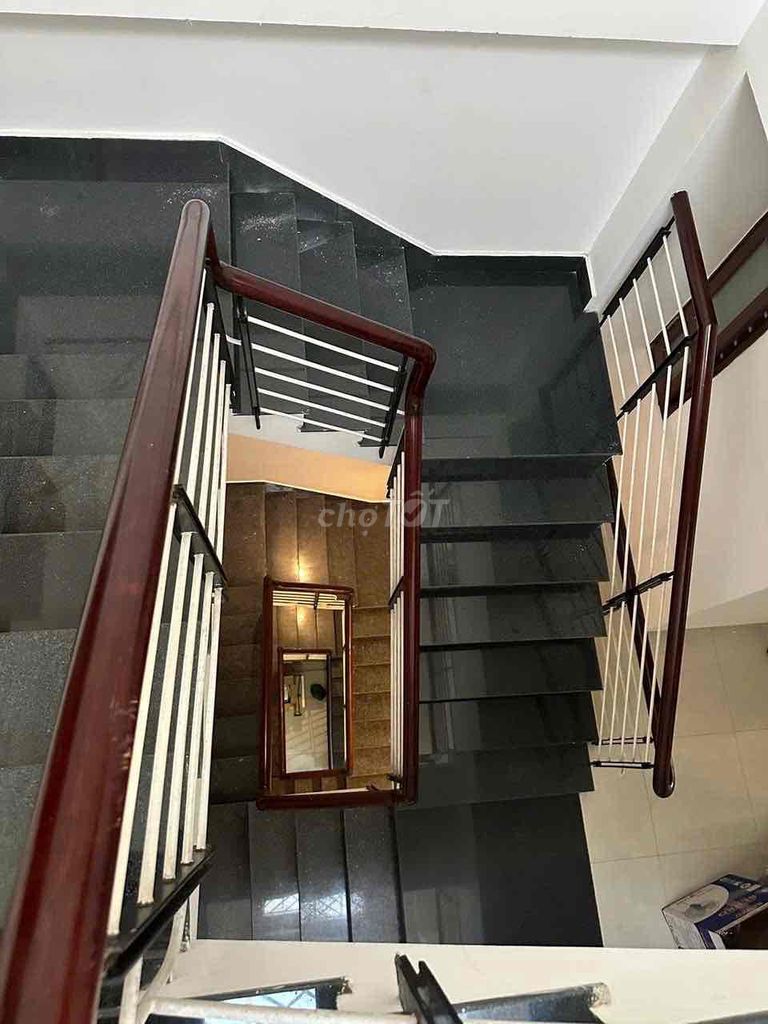 Дом, 4 спальни · 100 м² 5