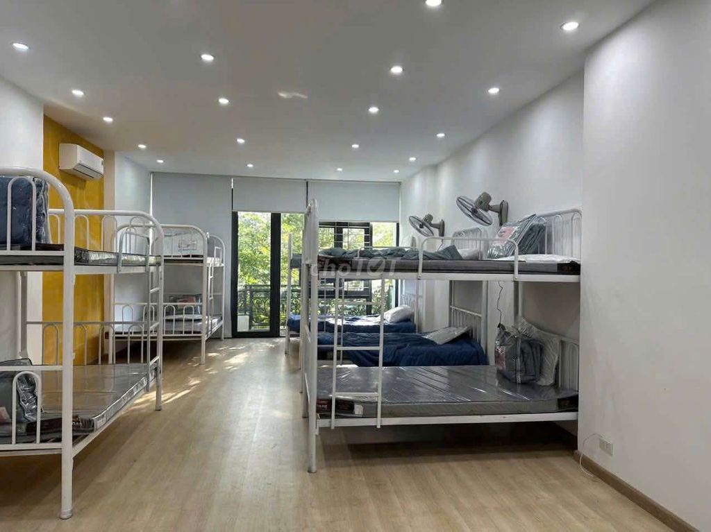 Дом, 5 спален · 90 м² 3