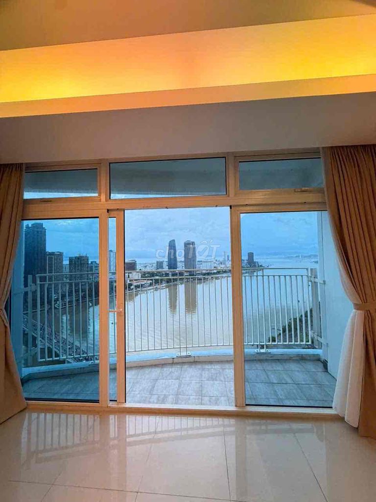 Квартира, 2 спальни · 103 м² 7