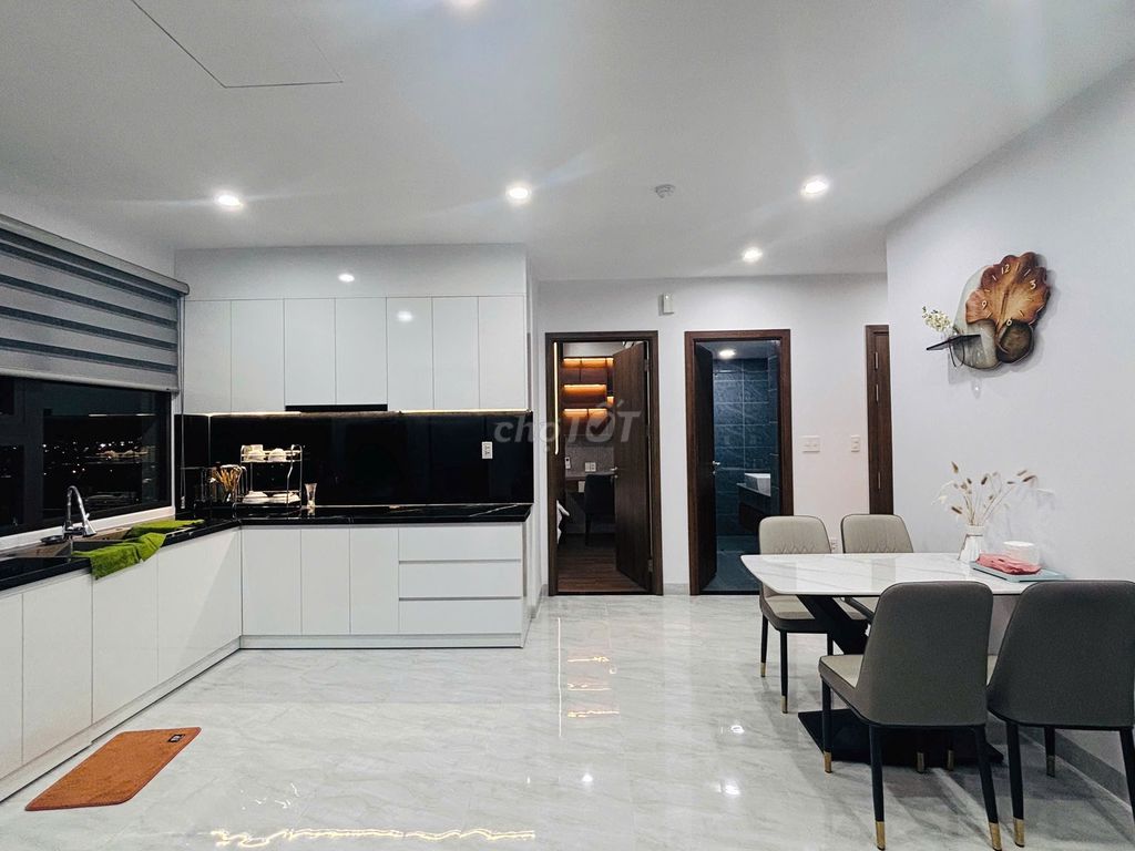 Квартира, 2 спальни · 76 м² 5