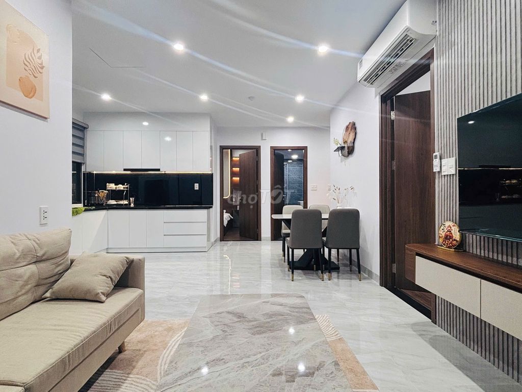 Квартира, 2 спальни · 76 м² 9