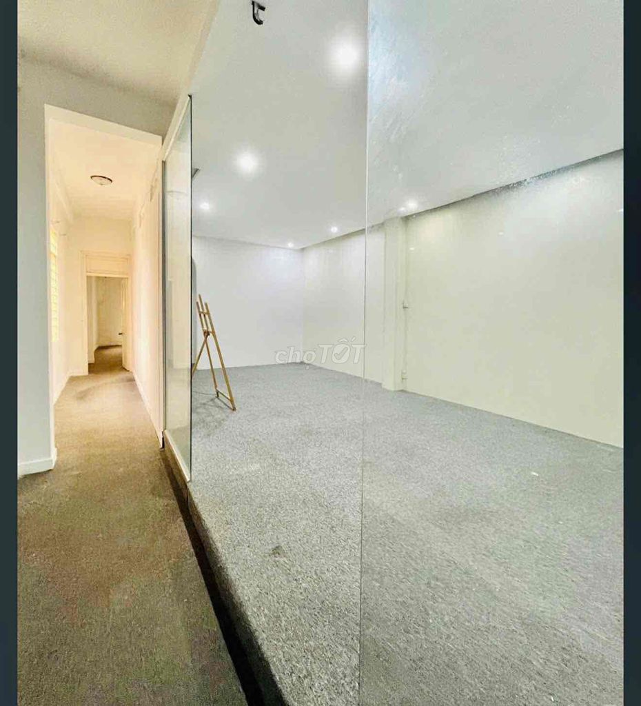 Дом, 8 спален · 200 м² 4