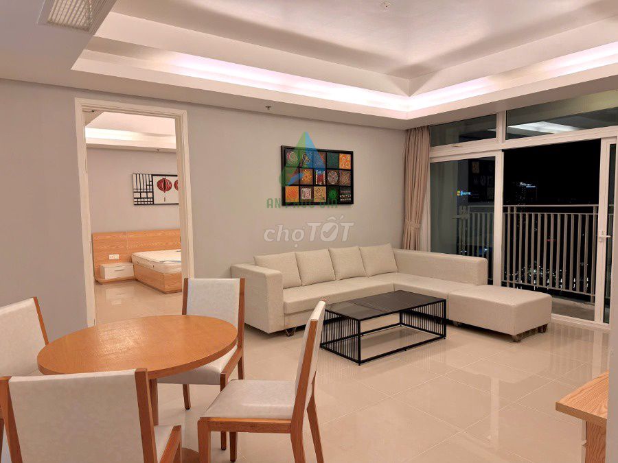 Квартира, 2 спальни · 90 м² 5