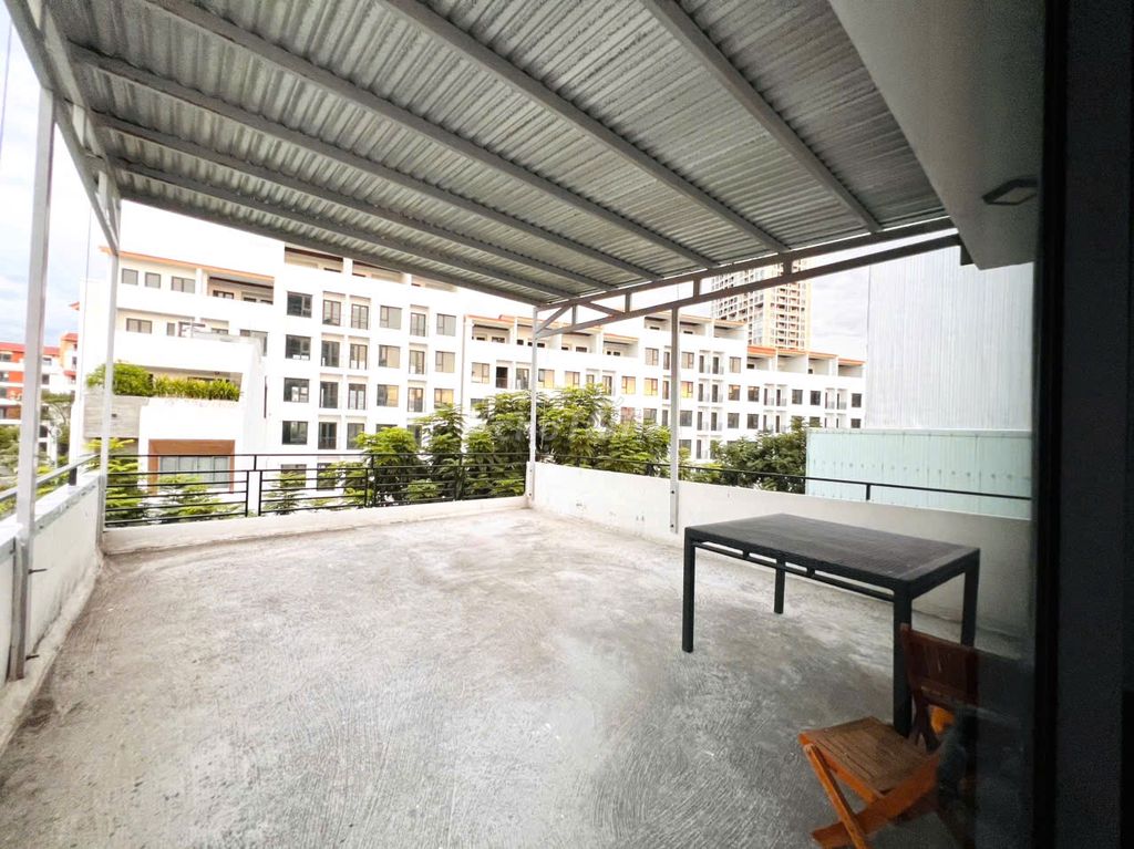 Дом, 5 спален · 80 м² 8