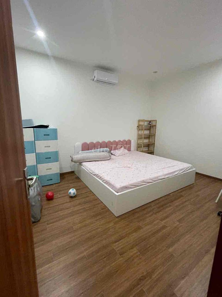 Дом, 2 спальни · 100 м² 2