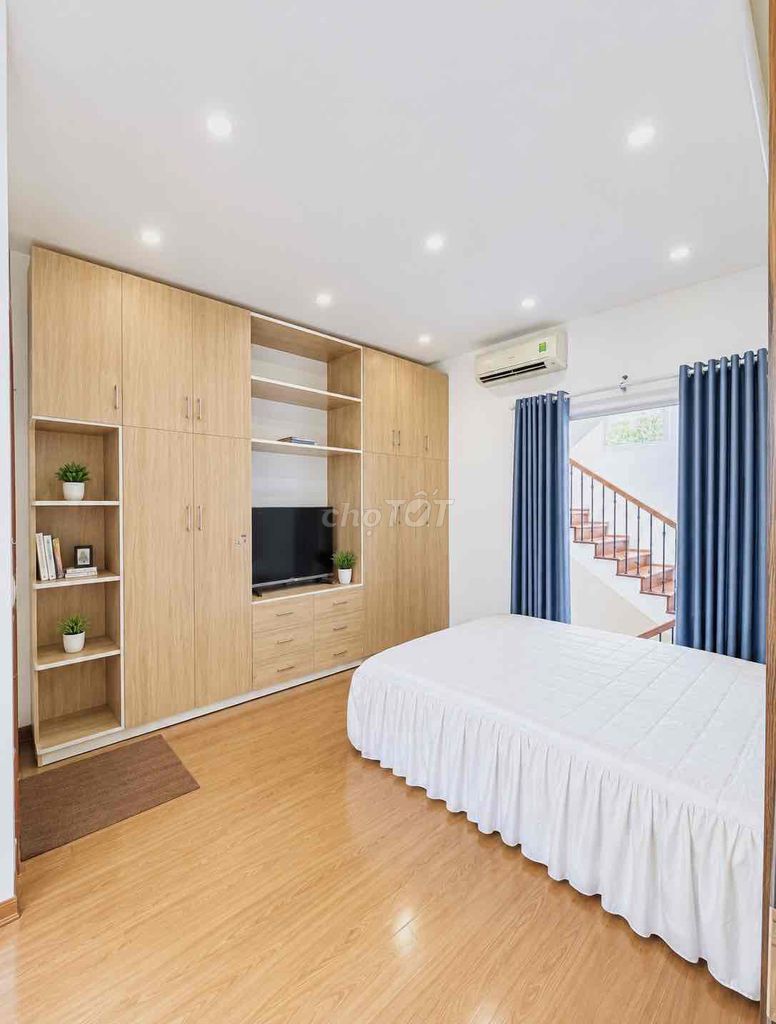 Дом, 5 спален · 100 м² 4
