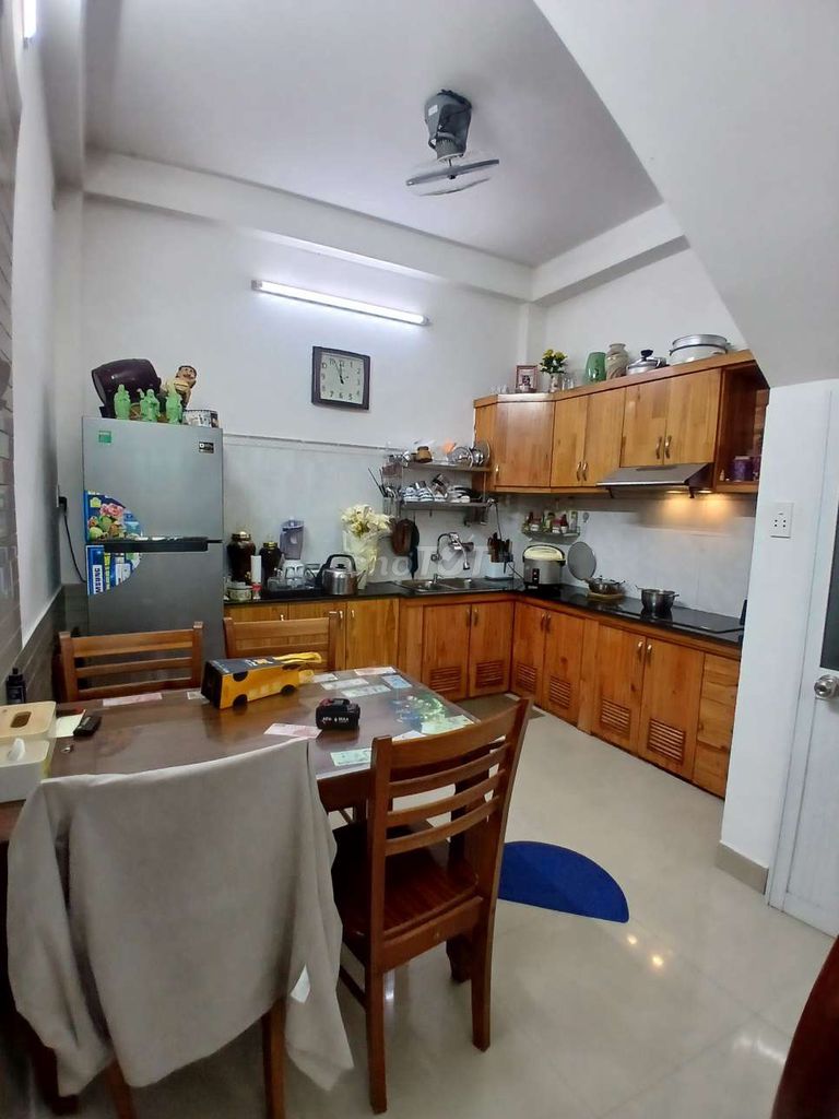 Дом, 3 спальни · 40 м² 3