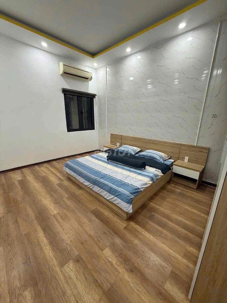 Дом, 4 спальни · 75 м² 6