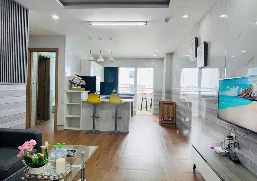 Квартира, 2 спальни · 65 м² 2