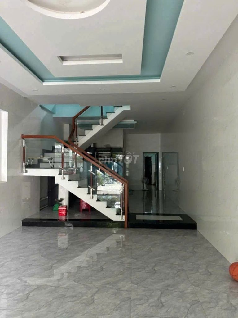 Дом, 2 спальни · 100 м² 3