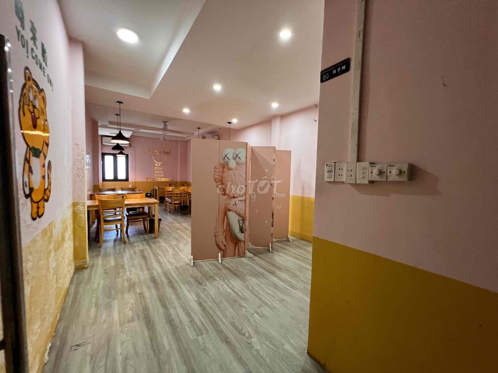 Дом, 5 спален · 82 м² 2