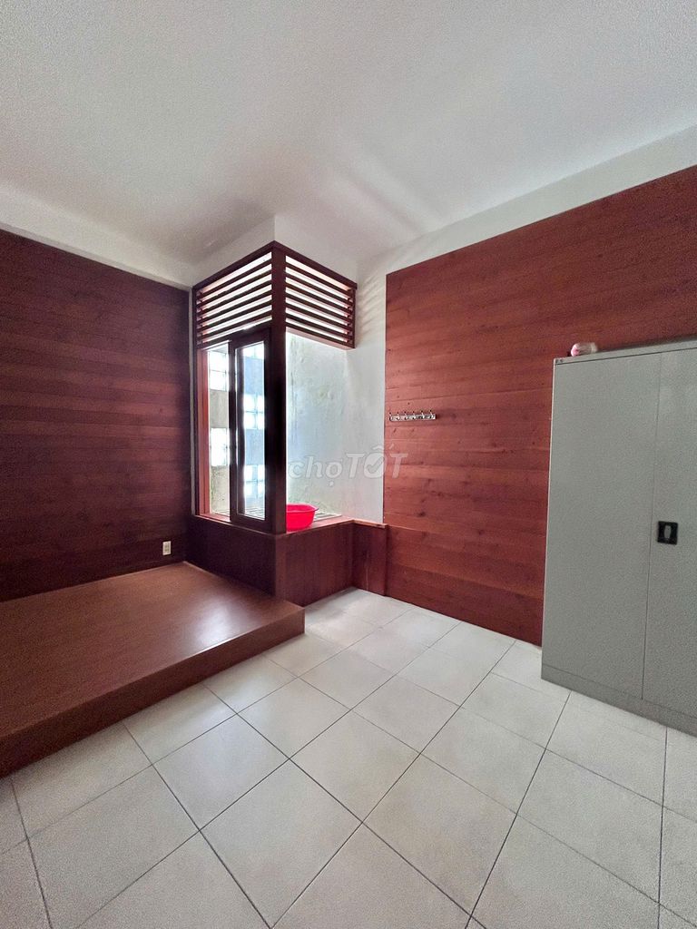 Дом, 3 спальни · 80 м² 3