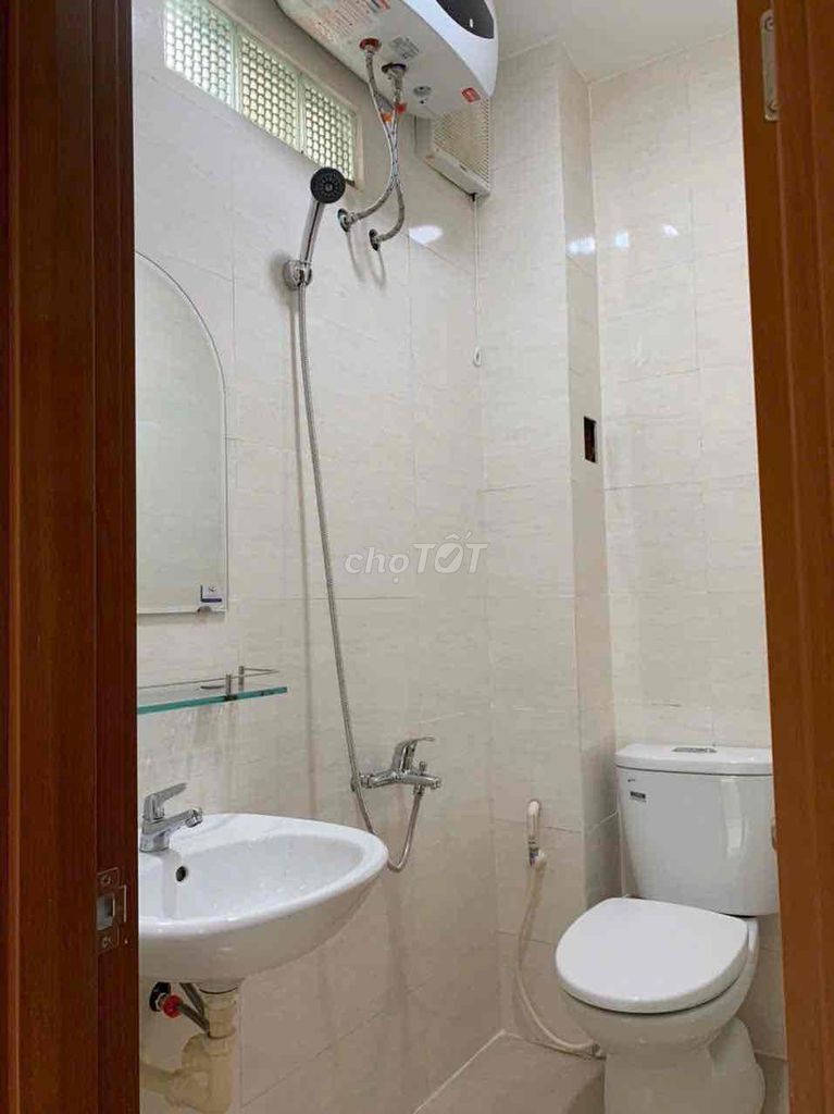 Дом, 4 спальни · 60 м² 2
