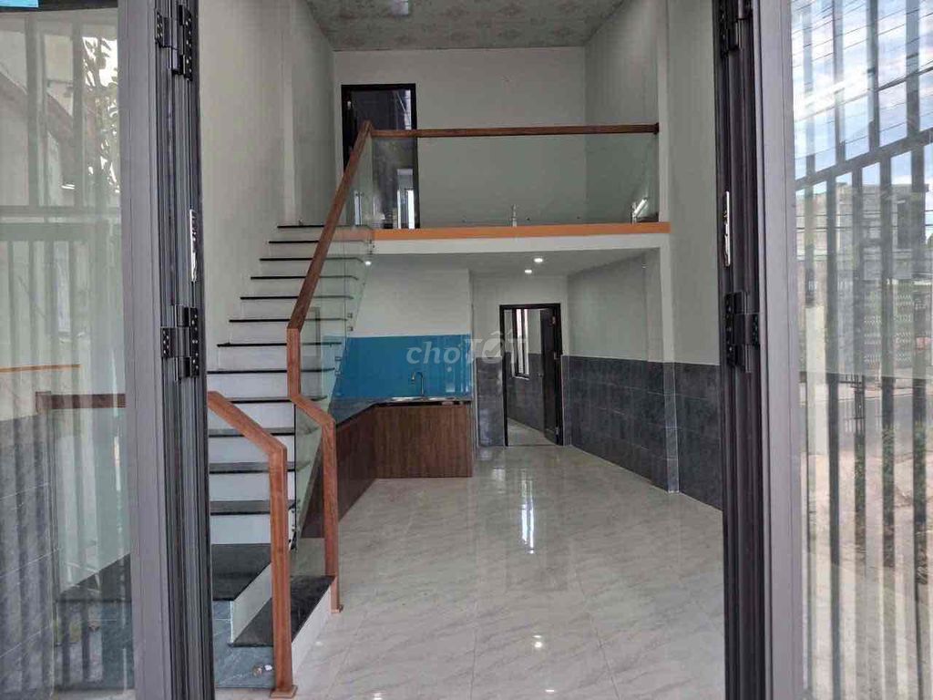 Дом, 2 спальни · 65 м² 2