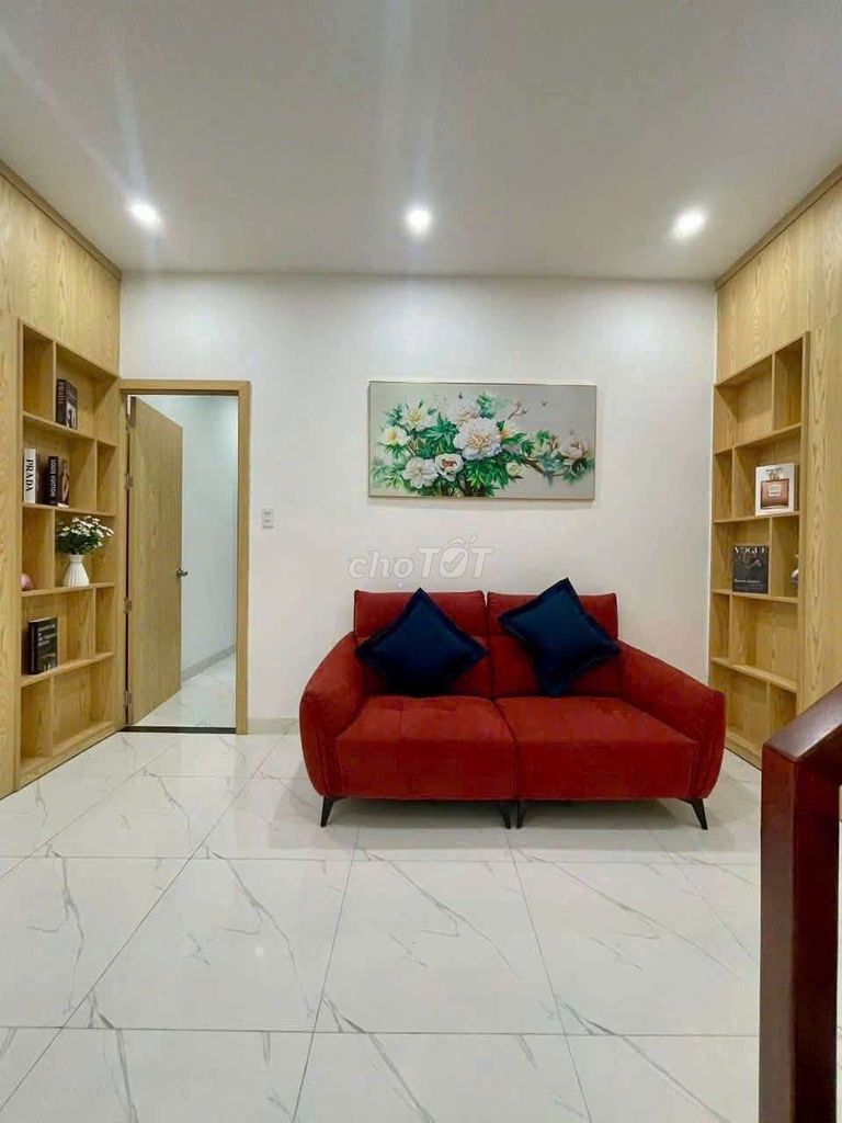 Дом, 5 спален · 55 м² 10