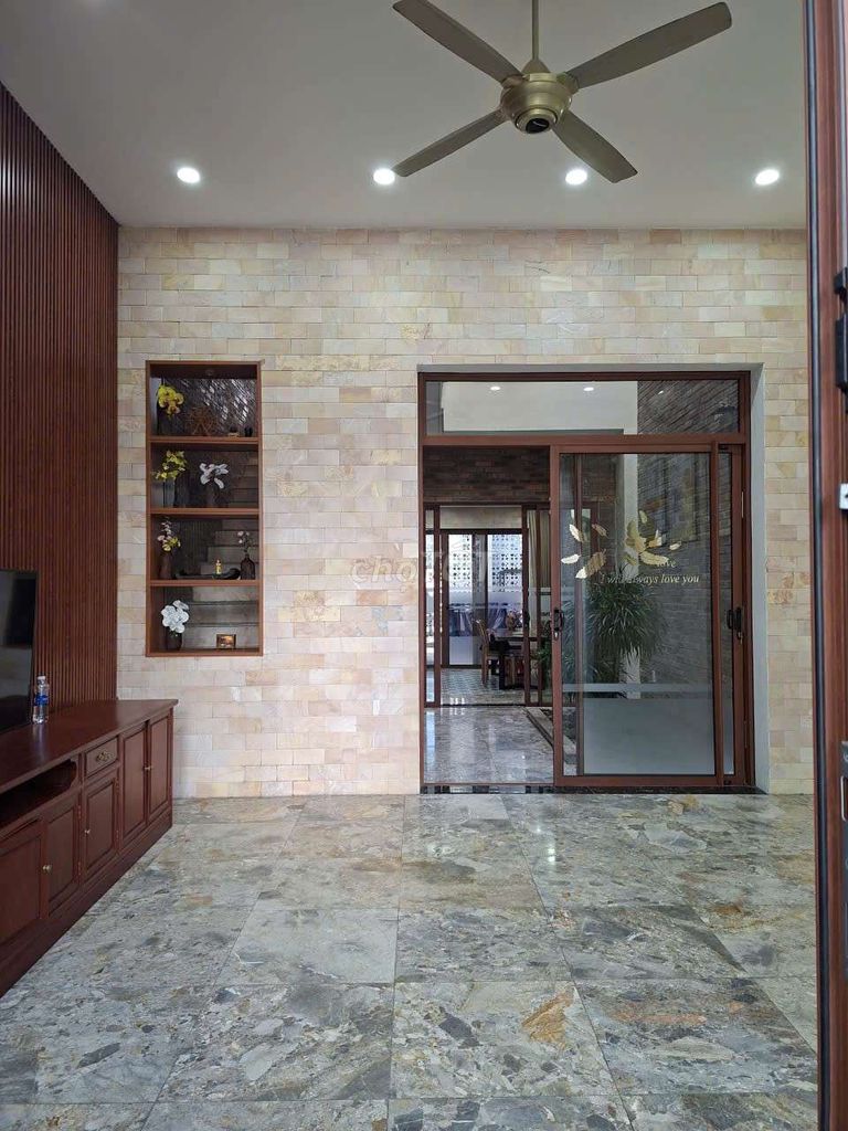 Дом, 3 спальни · 125 м² 5