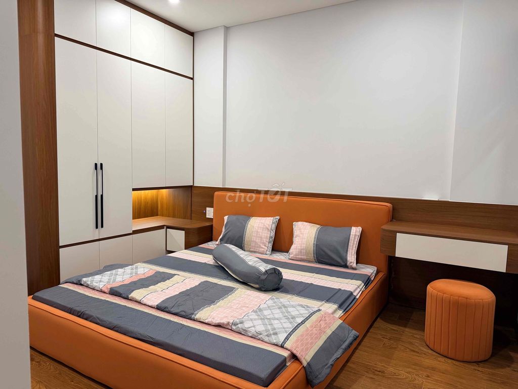 Квартира, 2 спальни · 64 м²