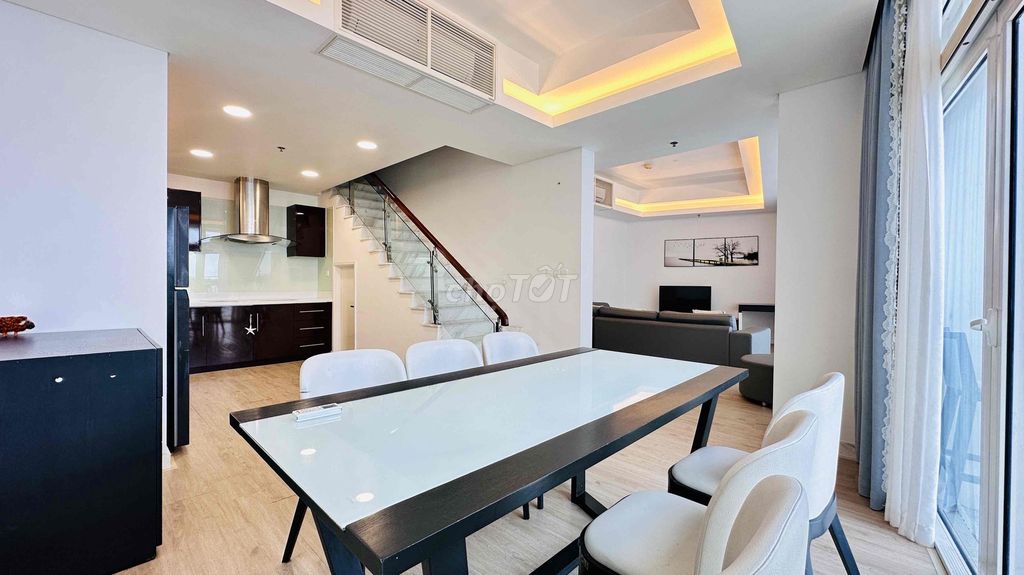 Квартира, 2 спальни · 150 м² 2